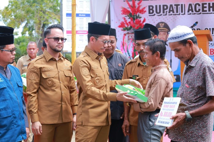 Pemkab Aceh Barat Gelar Kantor Sehari di Gampong Simpang Teumarom